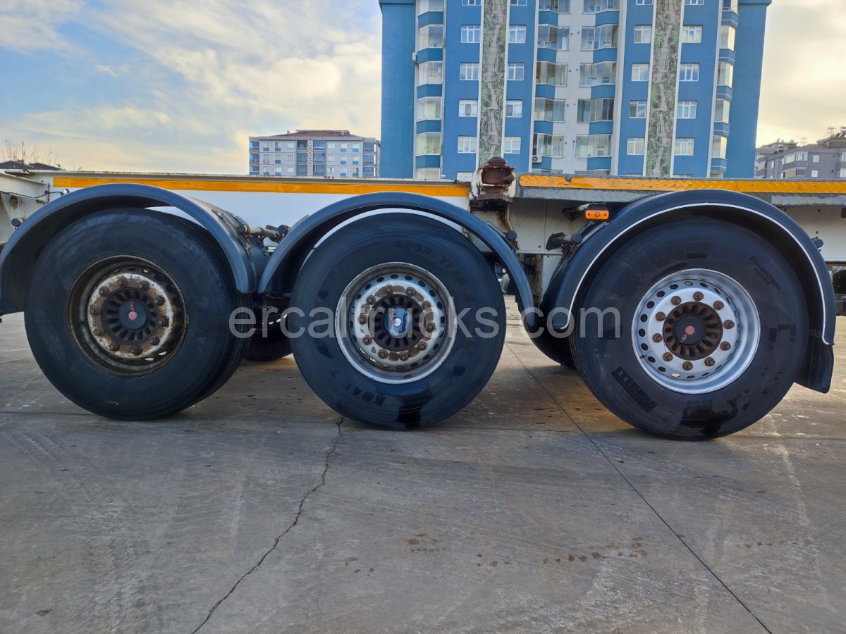 2012 Model Tırsan - Konteyner Taşıyıcı - Saf Dingil