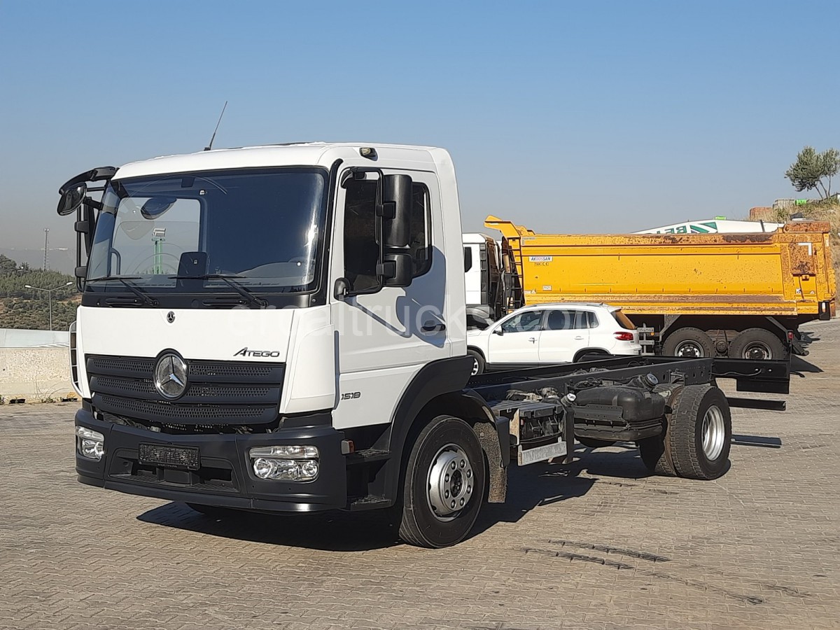 2021 Mercedes Atego 1518 Manuel AC